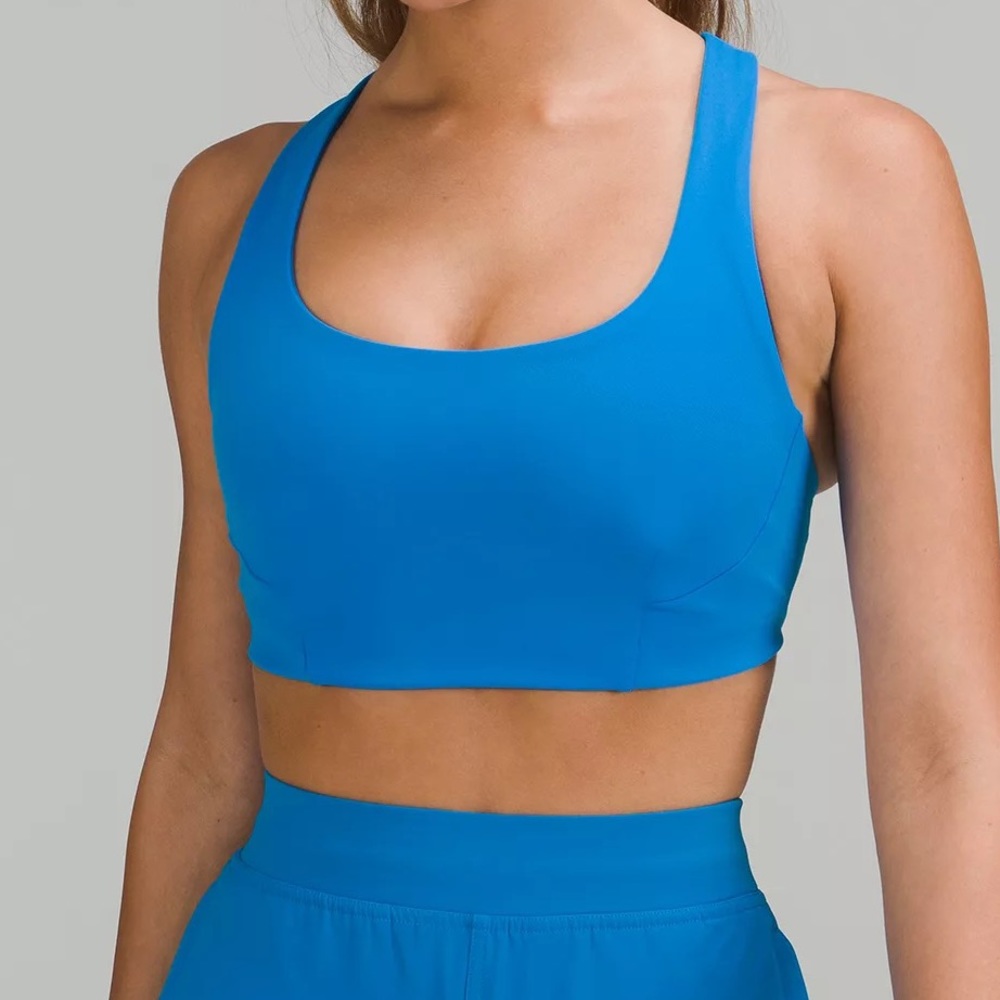 NWT Lululemon Wunder Train Bra - Size 6